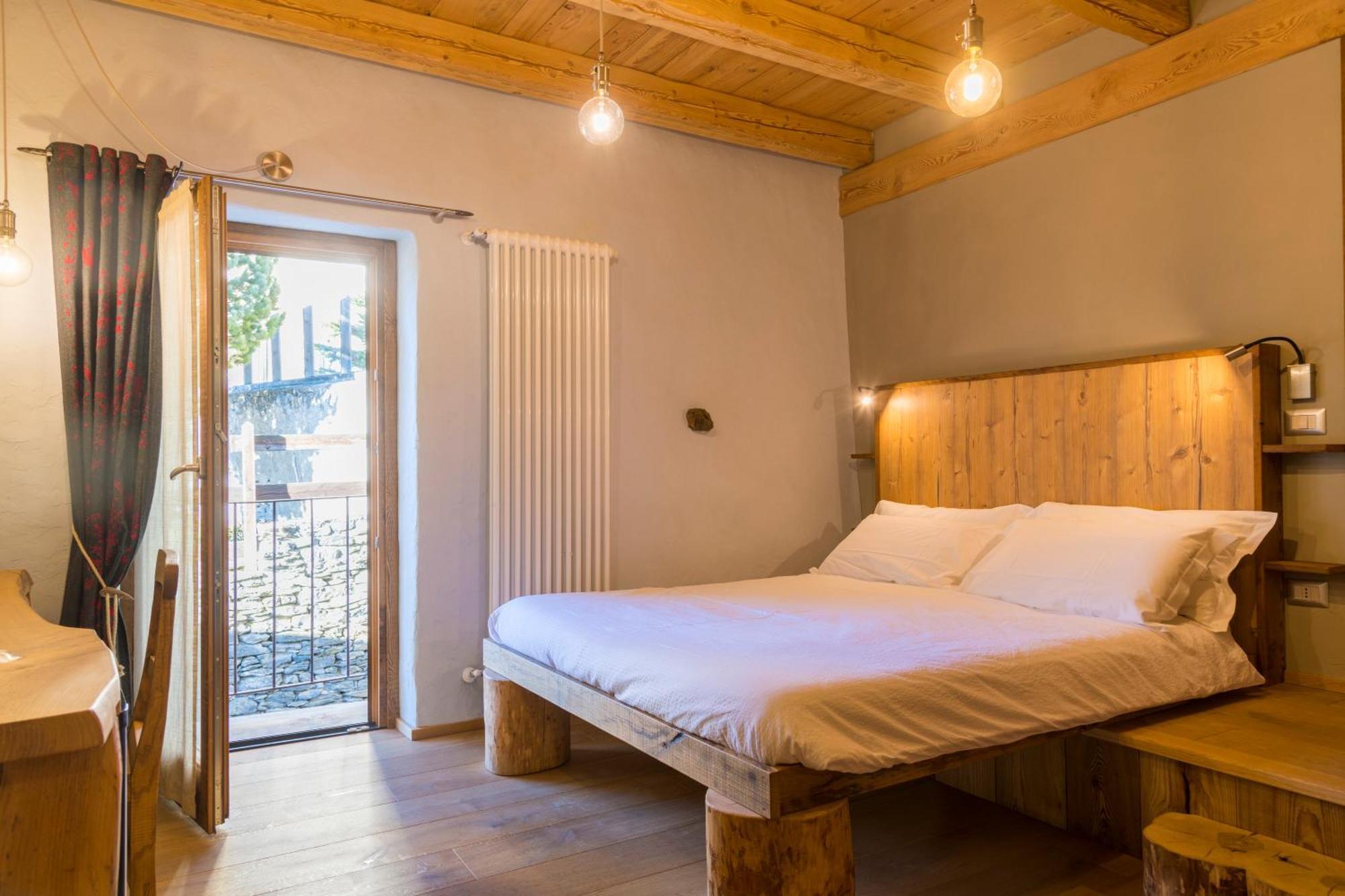 La Placette - Albergo Diffuso E Trattoria Usseaux Exterior foto