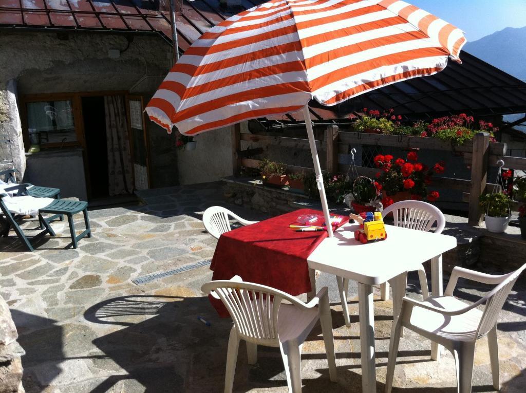 La Placette - Albergo Diffuso E Trattoria Usseaux Cameră foto